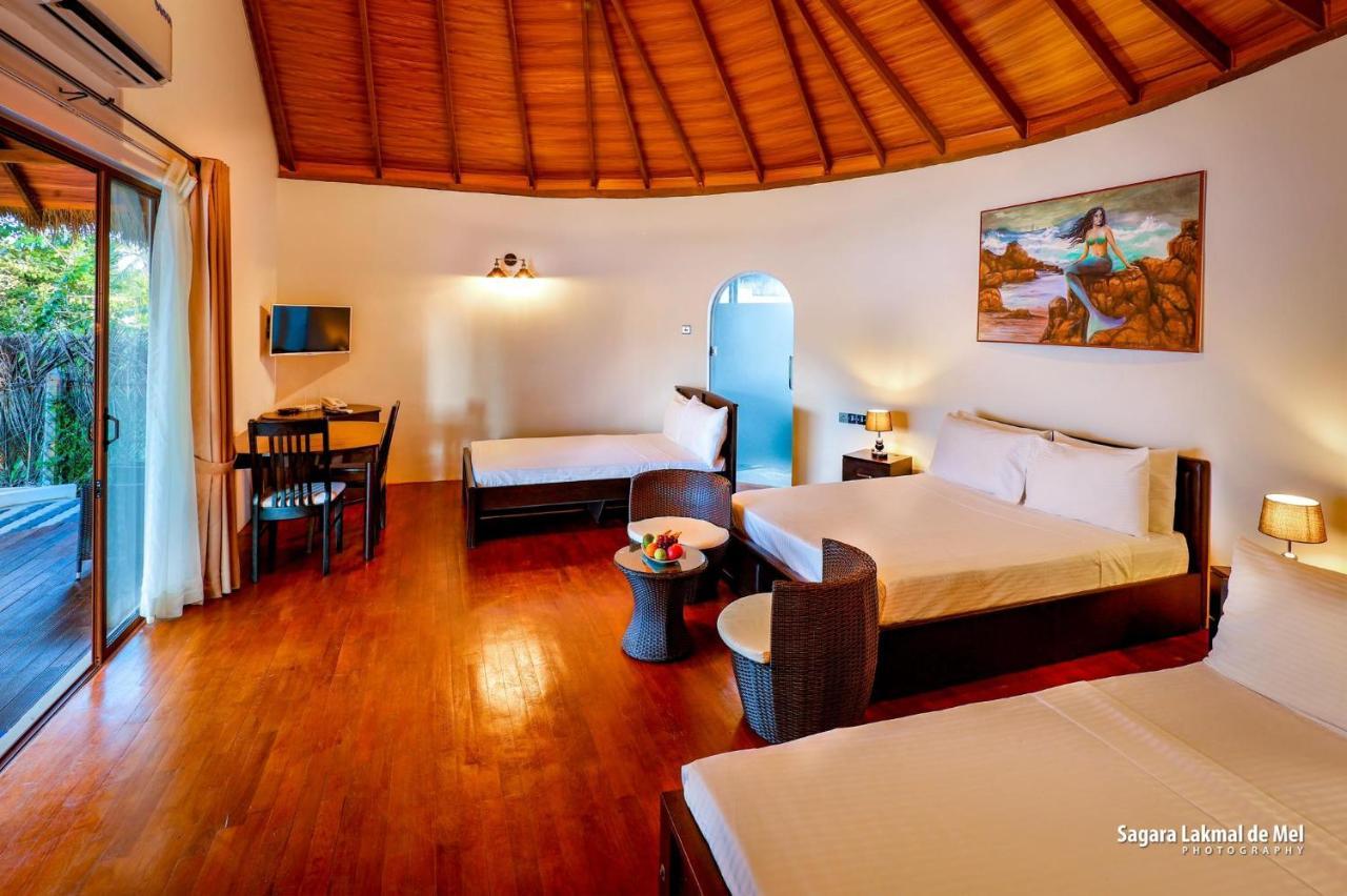 The Blue Lagoon Resort Калпития Екстериор снимка