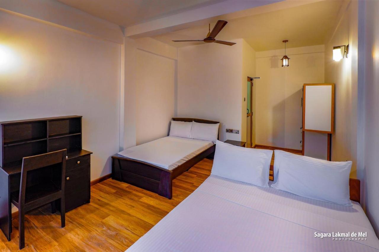The Blue Lagoon Resort Калпития Екстериор снимка