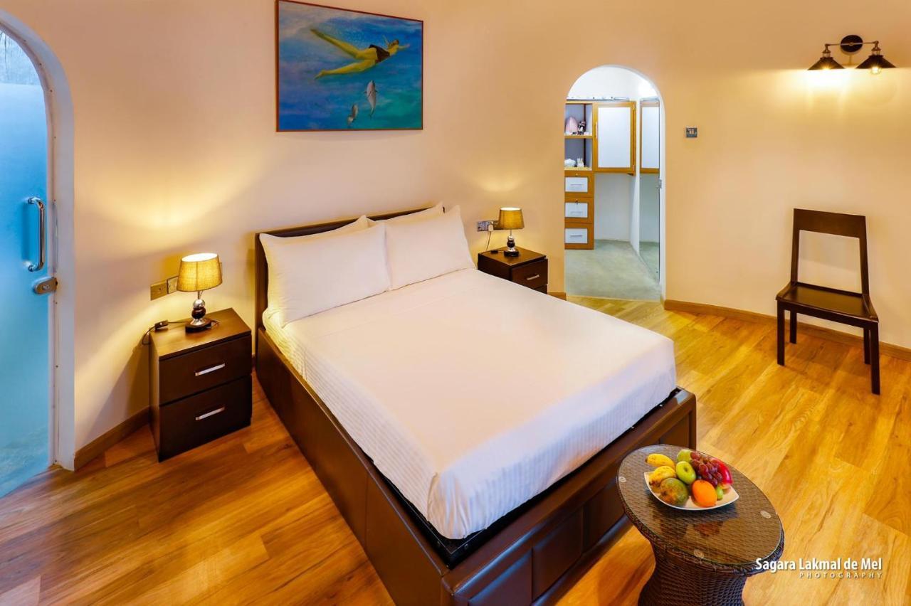 The Blue Lagoon Resort Калпития Екстериор снимка